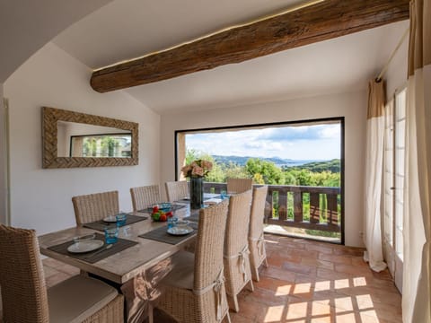 Holiday Home La Canopée by Interhome House in Sainte-Maxime