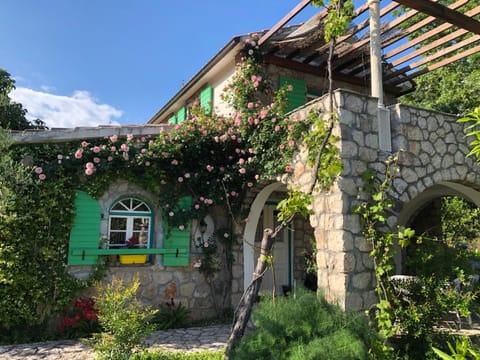 Property building, Garden