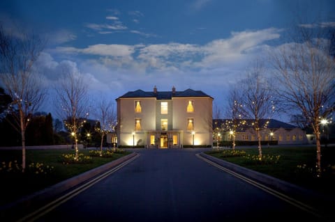 Facade/entrance, Bird's eye view, Garden, Family