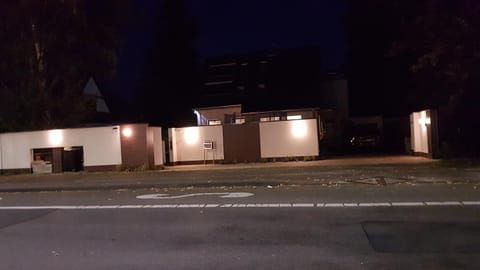 gemütliches großzügiges Appartement Steinbreche barrierefrei Condo in Bergisch Gladbach