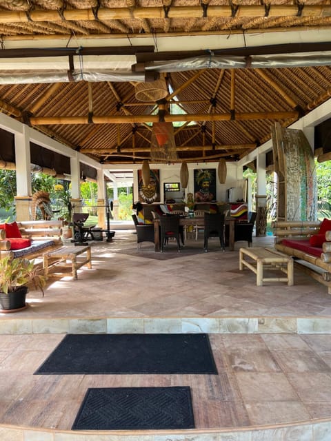 The Papalagi Resort Resort in Central Sekotong