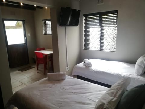 Villa Tropicana - South Africa Bed and Breakfast in Margate