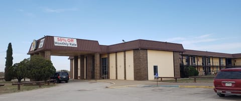 West Texas Inn & Suites Midland Motel in Midland