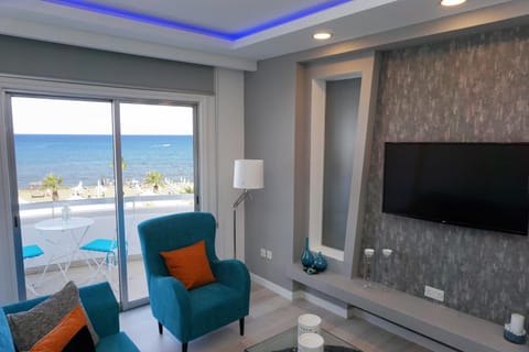 Living room, Sea view