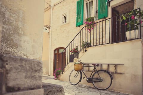 Dimora a Corte Alojamiento y desayuno in Conversano