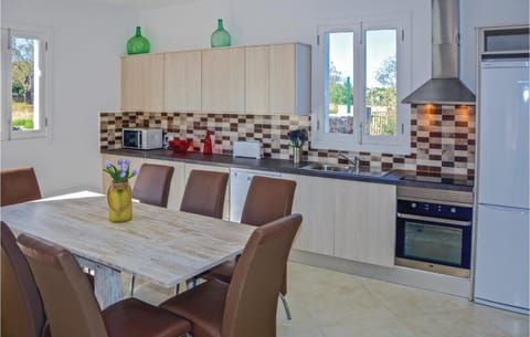 Awesome Home In Ariany With Kitchenette House in Llevant