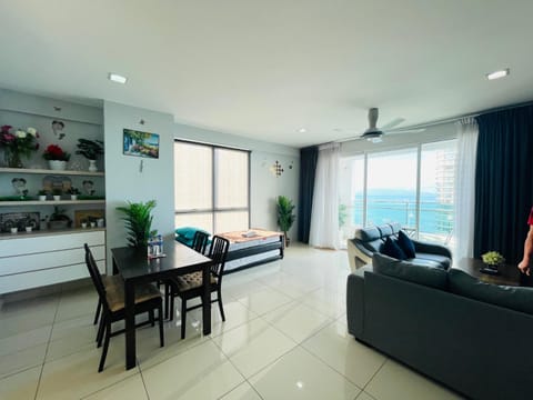 Natural landscape, Kitchen or kitchenette, Living room, Seating area, Dining area, Sea view