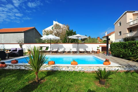 Villa Vanilla with Heated Pool Eigentumswohnung in Zadar