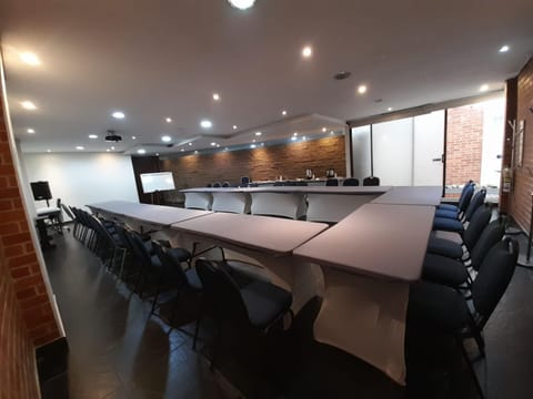 Meeting/conference room