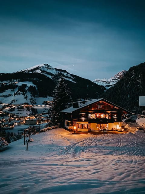 Property building, Night, Natural landscape, Winter, Mountain view