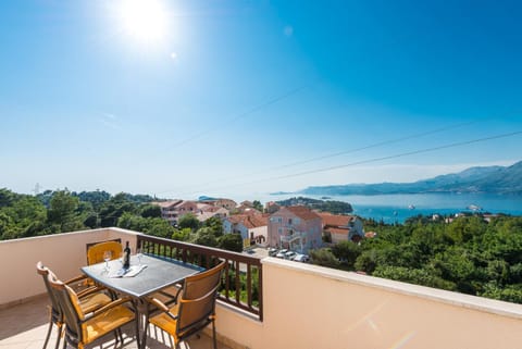 Apartment with panoramic view Copropriété in Cavtat