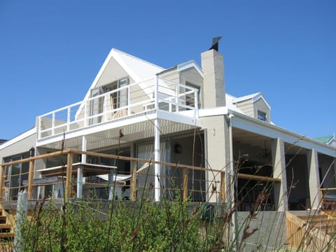 Patio, Facade/entrance, Day, Bird's eye view, Summer, Garden, Balcony/Terrace, Balcony/Terrace, Beach, On site, Garden view, Mountain view, Sea view