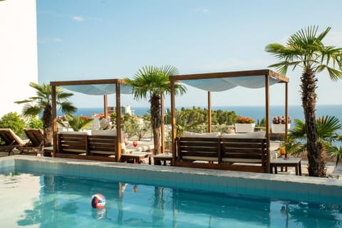 Pool view, Swimming pool