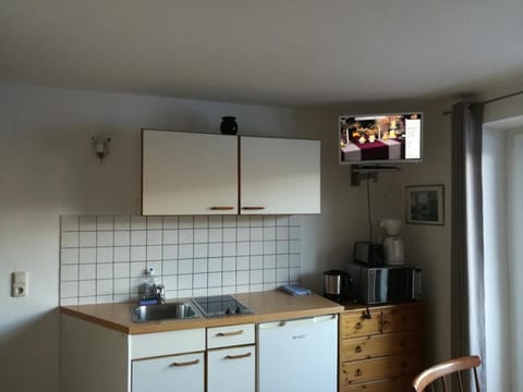 TV and multimedia, Kitchen or kitchenette