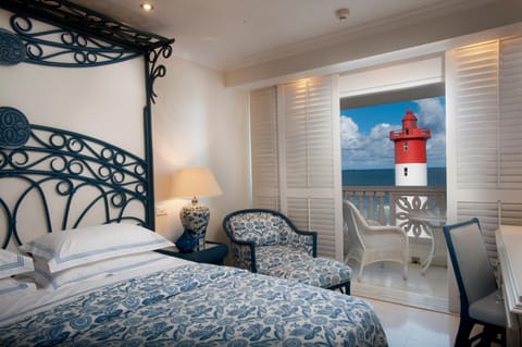 Bed, View (from property/room), Balcony/Terrace, Balcony/Terrace, Decorative detail, Bedroom, Sea view, air conditioner