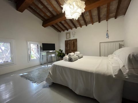 Typical Tuscan barn with private pool Haus in San Casciano Val Pesa