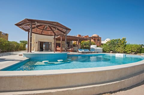 Rent El Gouna Lagoon Villa HEATED Private Pool BBQ Chalet in Hurghada