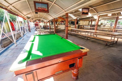 Billiard, Lounge or bar