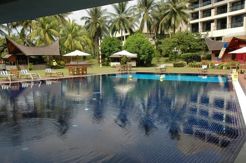 Pool view, Swimming pool