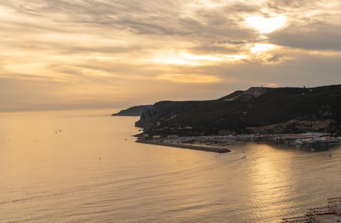 Natural landscape, View (from property/room), View (from property/room), Sea view, Sea view, Sunrise, Sunset