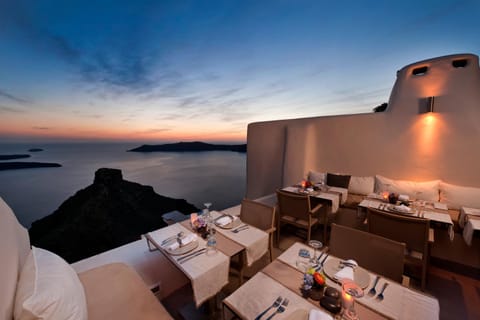 Restaurant/places to eat, Natural landscape, View (from property/room), Food and drinks, Dining area, Sunset