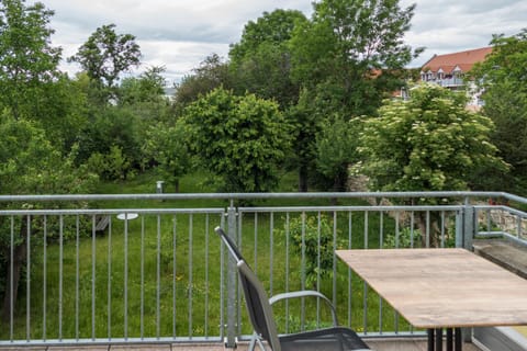 Natural landscape, View (from property/room), Balcony/Terrace, Garden view