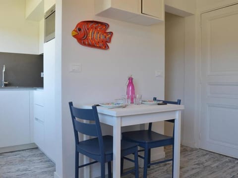 Sainte-Maxime : studio 2 pers refait à neuf avec clim, jardin et parking - FR-1-226-299 Apartment in Sainte-Maxime