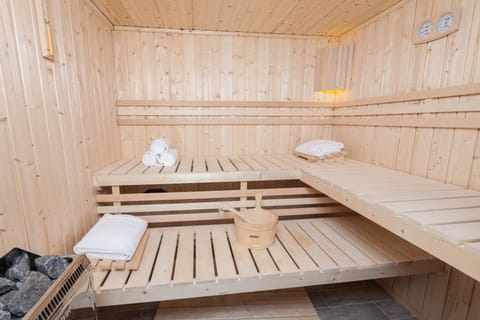 Steam room, Spa and wellness centre/facilities