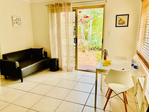 Granny flat Bed and Breakfast in Brisbane