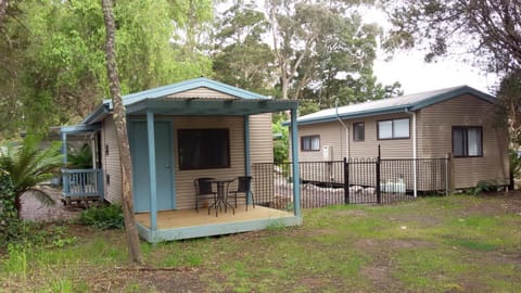 Strahan Retreat Holiday Park Campeggio /
resort per camper in Strahan