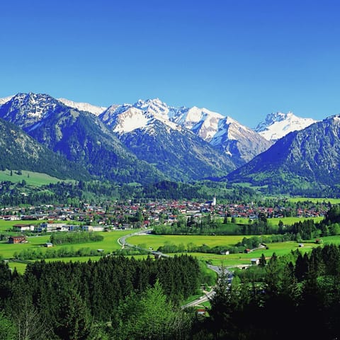 Nearby landmark, Natural landscape, Summer