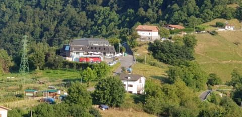 ABARAXKA HOSTEL Disfruta la Vía Verde del Urola hasta la Playa - Naturaleza Montañas y Riqueza Cultural Hostel in Basque Country