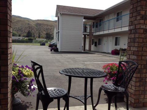 The Ranchland Inn Kamloops Motel in Kamloops