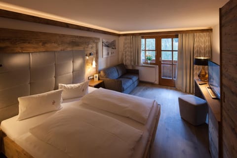 Das alpine Lifestyle Berghotel Madlener Hotel in Fontanella