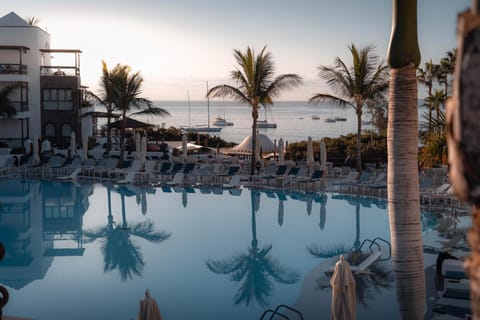 Princesa Yaiza Suite Hotel Resort Hotel in Playa Blanca