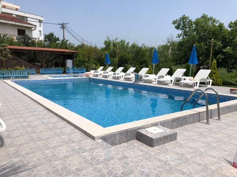 Guest House Green Garden Bed and Breakfast in Ulcinj Municipality