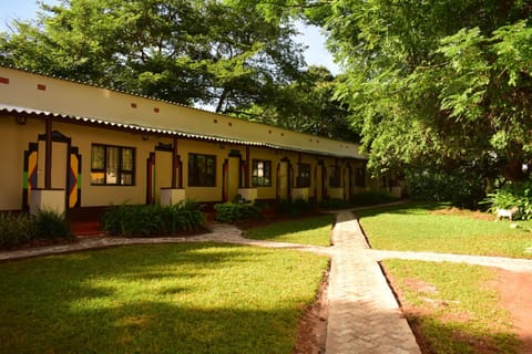 Shoestrings Backpackers Lodge Vic Falls Ostello in Zimbabwe