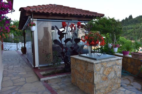 Gardenos Mamas Reas Condominio in Peloponnese, Western Greece and the Ionian