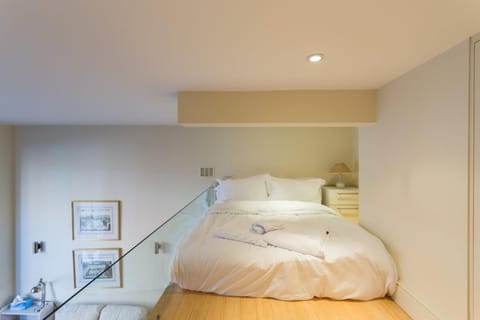 Modern 1 bed Flat in Knightsbridge Eigentumswohnung in City of Westminster