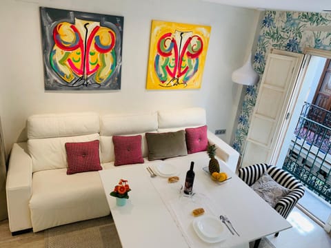 Cathedral Studio, Luxury studio in Cathedral area, Parking Optional Condominio in Seville