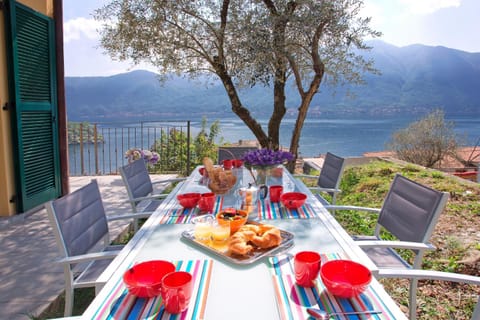 Patio, Dining area, On site