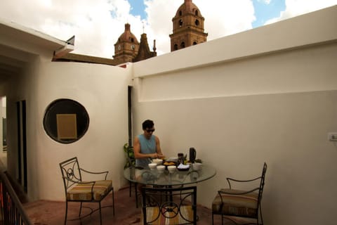 Patio, Balcony/Terrace, Landmark view, Continental breakfast, Buffet breakfast