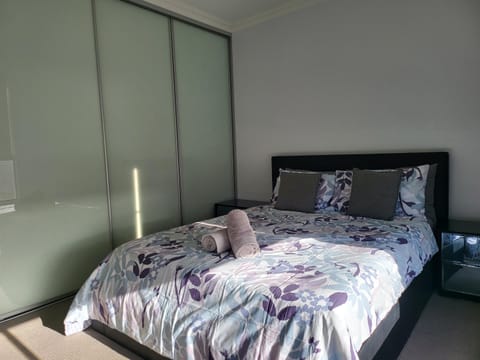 Gerring Court with Free 1 Car Bay Parking Condo in Perth