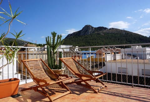 Balcony/Terrace, City view, Landmark view, Mountain view