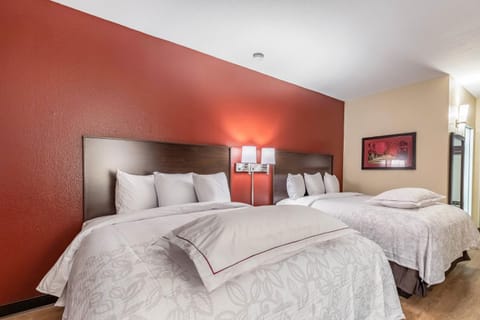 Red Roof Inn PLUS & Suites Houston - IAH Airport SW Hotel in Aldine