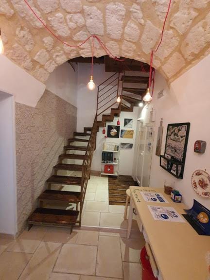 Arco Della Neve Guest House Bed and Breakfast in Bari