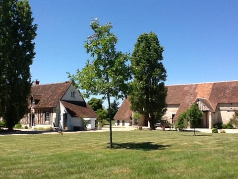 Mongrenon House in Centre-Val de Loire