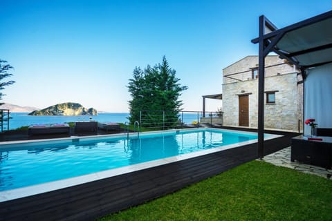 Landmark view, Sea view, Swimming pool, Swimming pool