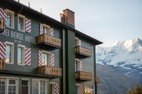 Hotel Drei Berge Posada in Murren