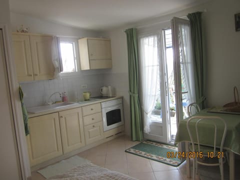 Studio les murs Apartment in Vence